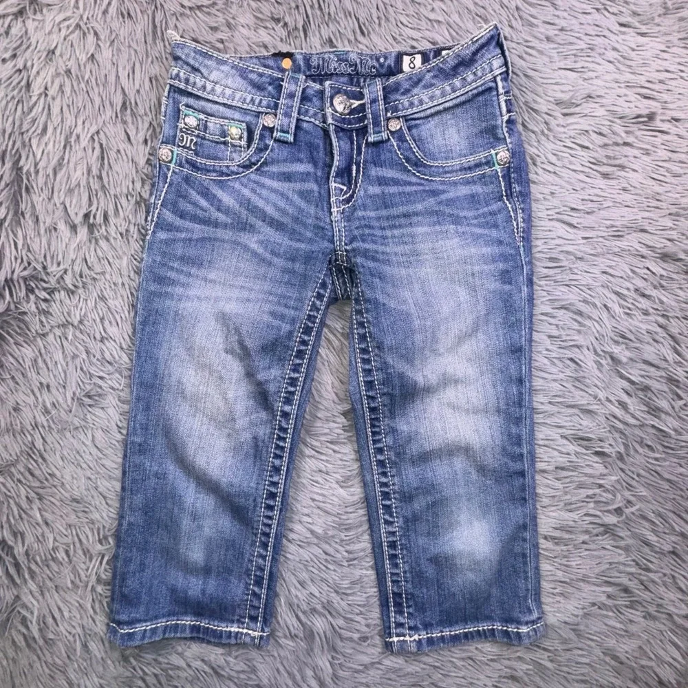 Miss Me Jeans Girls 8 Rhinestone‎ Embellished Floral Embroidered Capri Cropped